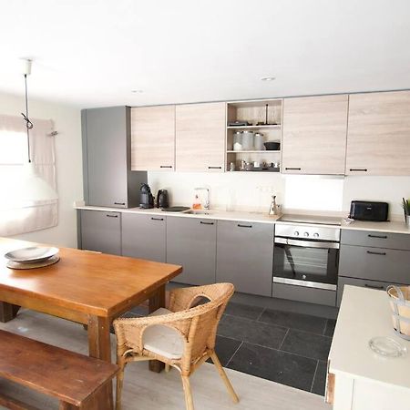 Apartament Central Amb Terrassa Alp Exterior foto